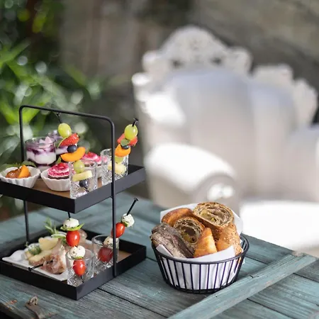 Caffè Dell'arte Boutique Hotel