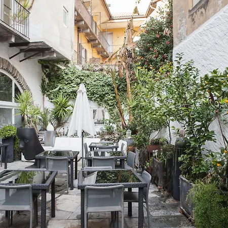 Caffè Dell'arte Boutique 3* Locarno